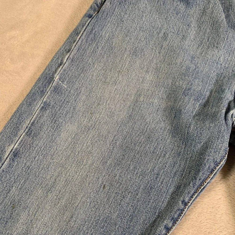 VTG Levis‎ 501 Jeans Mens 31x27 Blue Denim Straight Button Fly Light Wash Hemmed